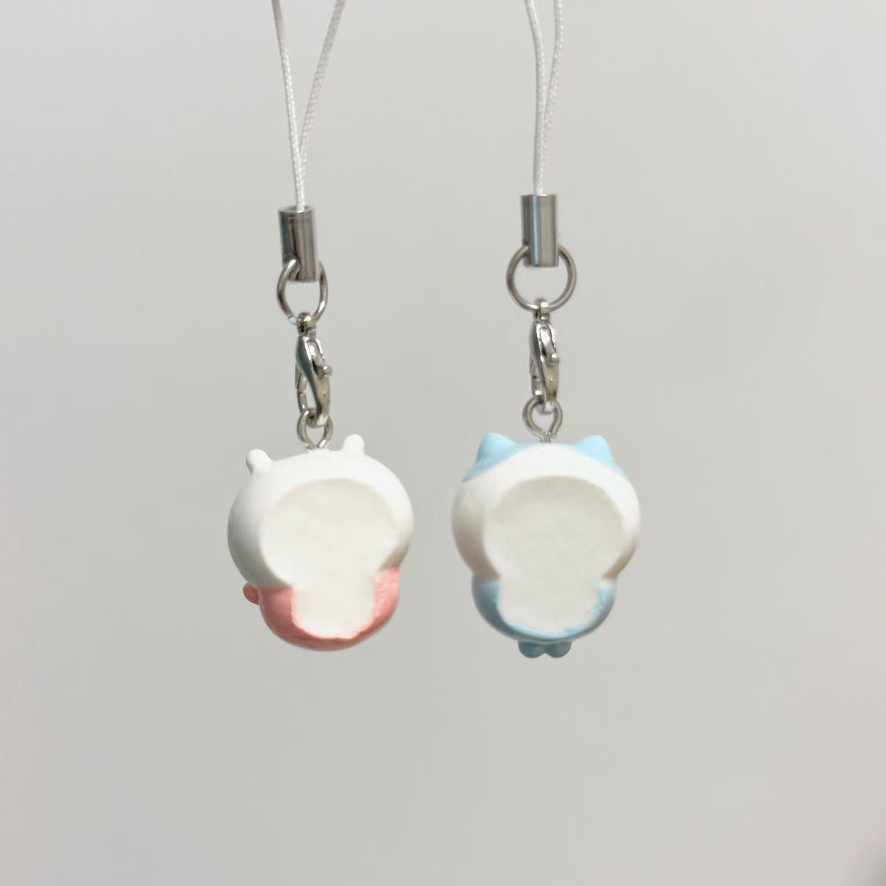 Urocza Mała Zawieszka z Żywicy – Resin Art Keychain recenzja i cena